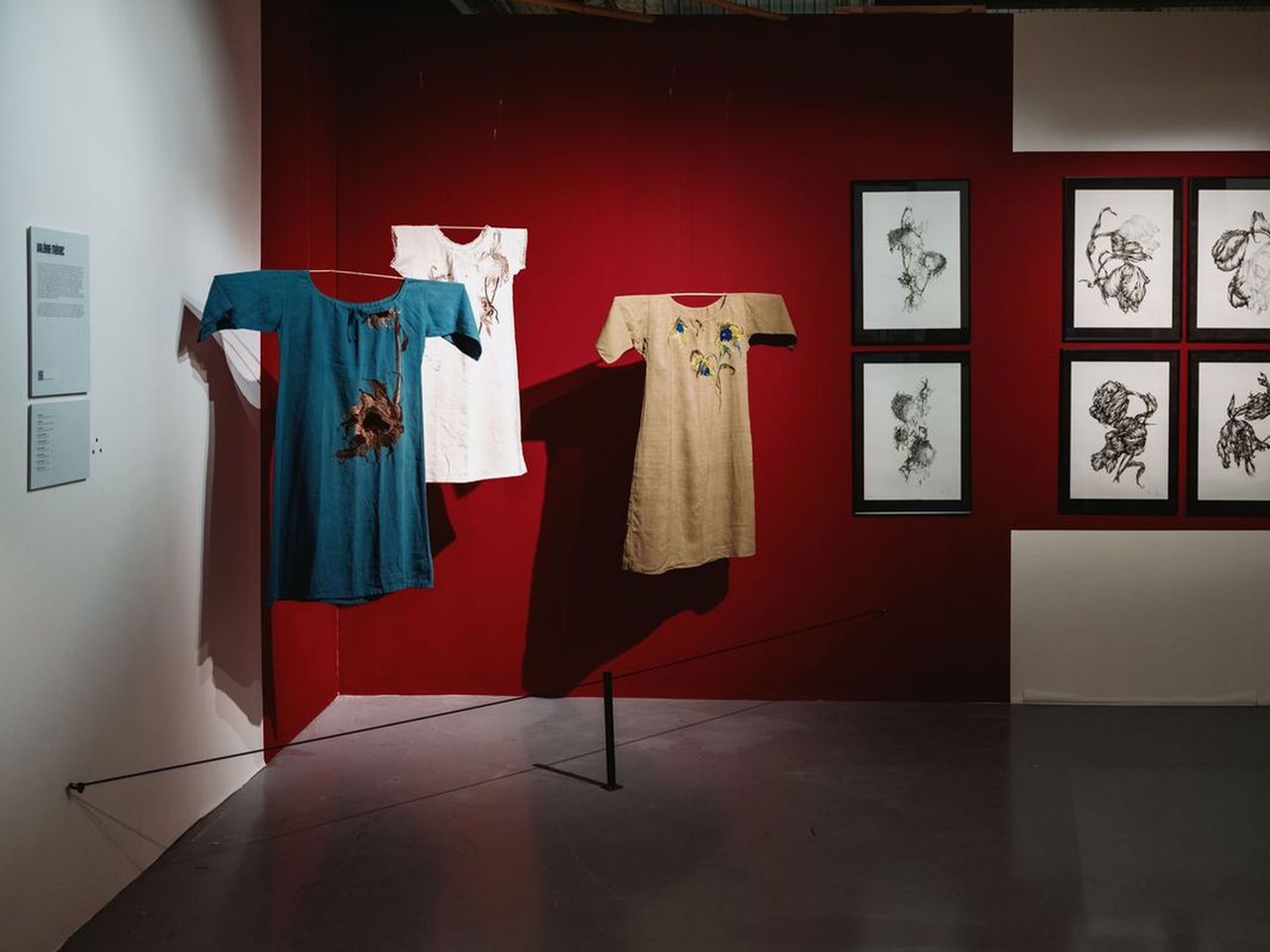 Broder Déborder - Exposition - 14 mars 2024 - Maison Folie de Wazemmes - Lille — At the Maison Folie Wazemmes, filmmaker Dominique Cabrera showcases a collective exhibition Broder Déborder - Women… - Image 11