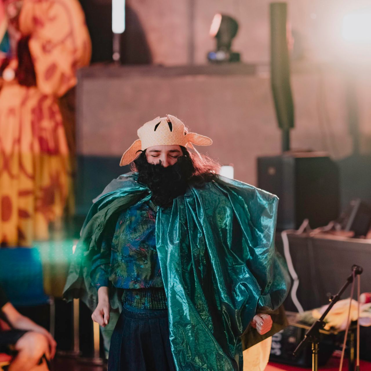 Mariane Berthault, known as Seule Tourbe, is a multi-instrumentalist and solo artist from Hauts-de-France, whose dreamy musical universe fuses baroque, punk, grunge, and new age influences. - Image 6