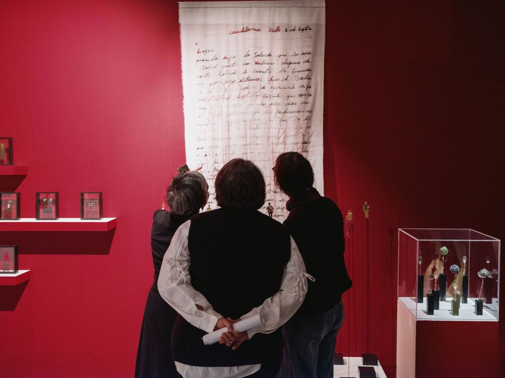 Broder Déborder - Exposition - 14 mars 2024 - Maison Folie de Wazemmes - Lille — At the Maison Folie Wazemmes, filmmaker Dominique Cabrera showcases a collective exhibition \Broder Déborder - Women…