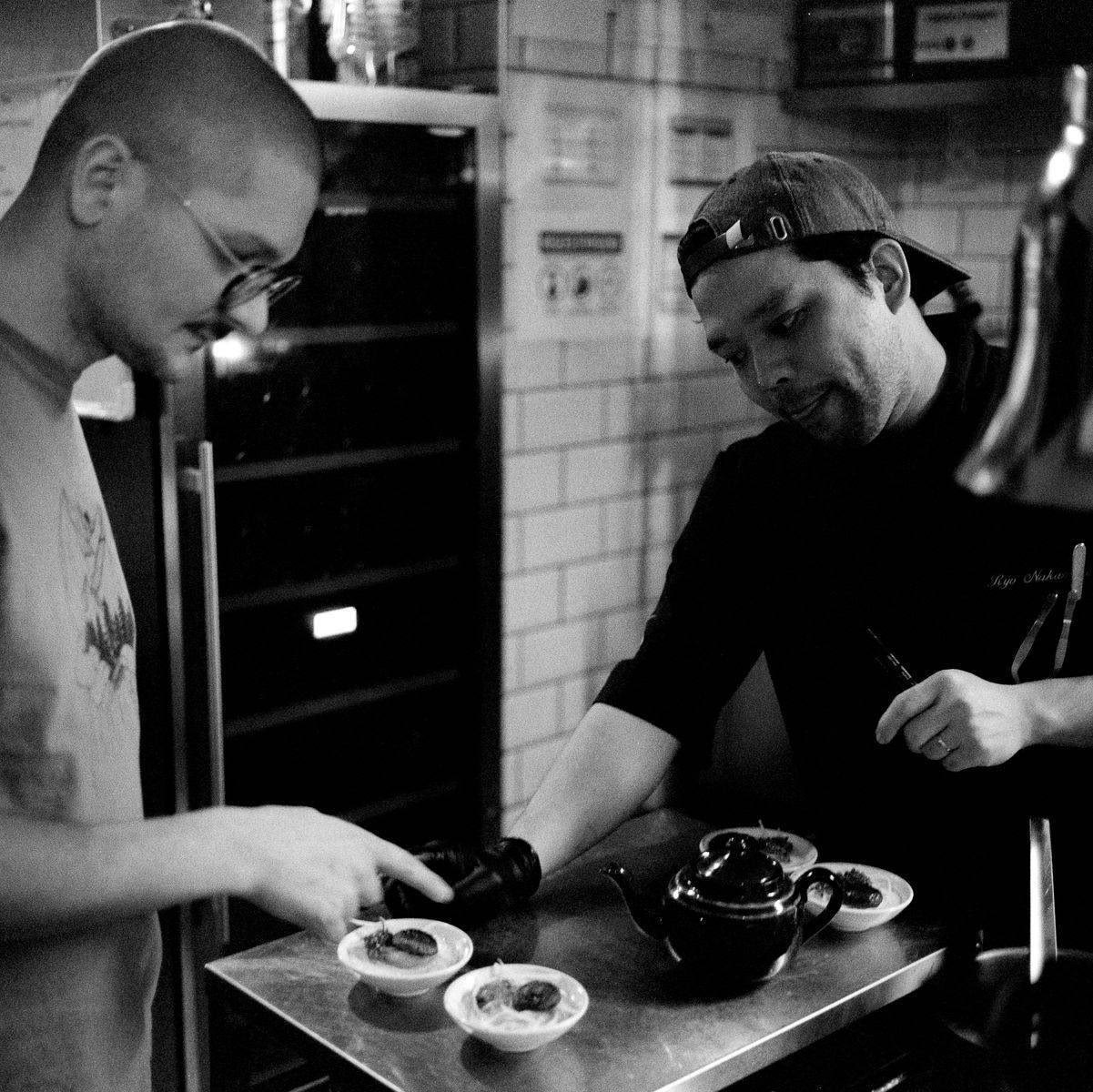 One evening when Chef Sarika Sor is invited by the Lille restaurant Bleu Canard for a four-hands dinner with Chef Ryo Nakamura , Mathieu Drouet captures the atmosphere in the dini… - Image 13