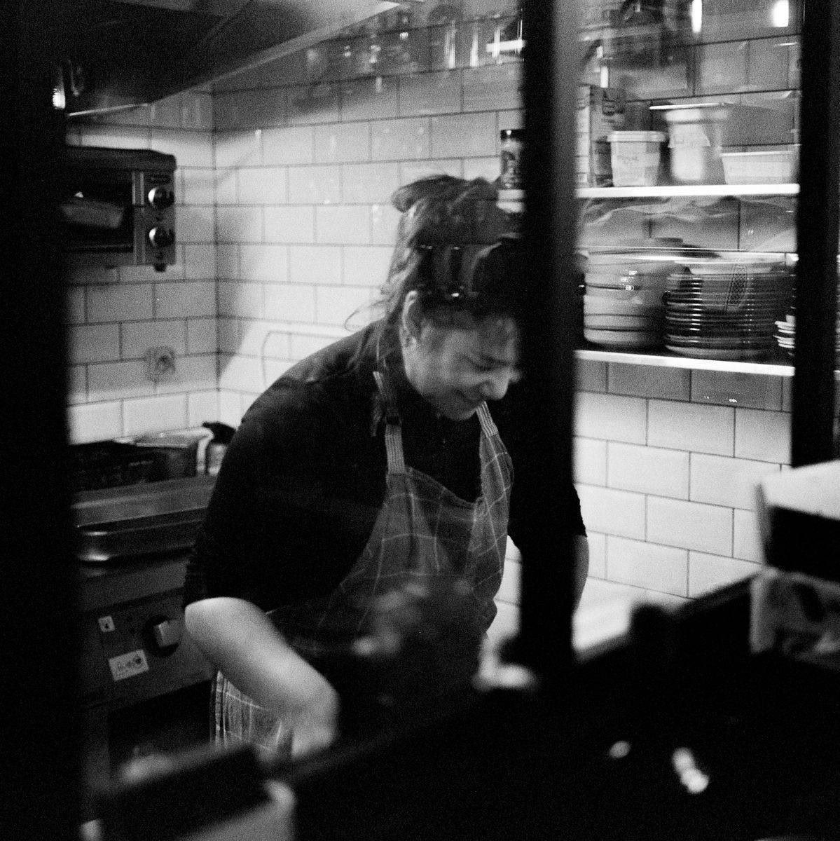 One evening when Chef Sarika Sor is invited by the Lille restaurant Bleu Canard for a four-hands dinner with Chef Ryo Nakamura , Mathieu Drouet captures the atmosphere in the dini… - Image 21