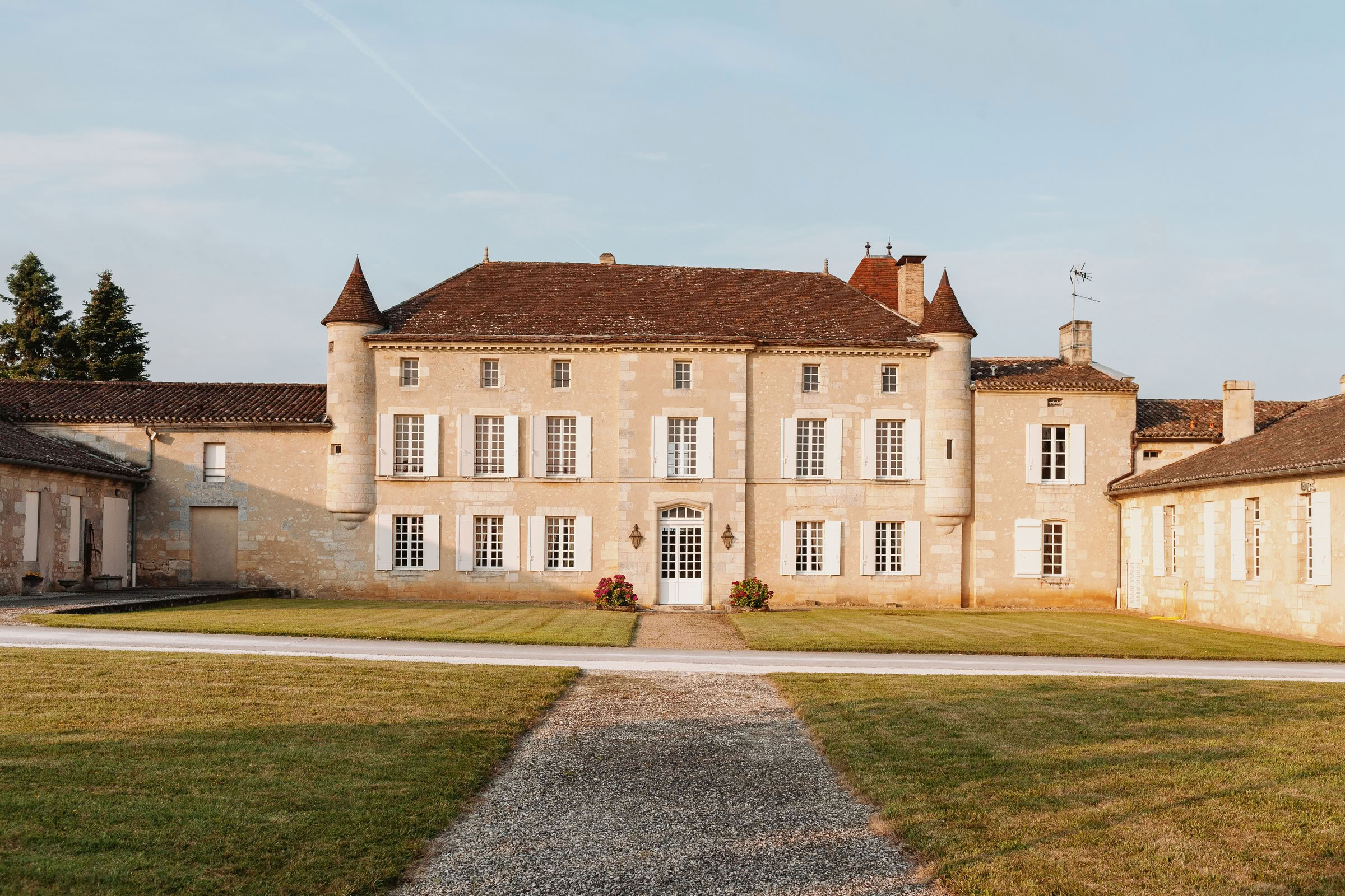 Wine estate photography: Chateau Grand-Mayne - Saint-Emilion - Bordeaux. Château Grand Mayne, a prominent estate in the heart of Saint-Émilion. Dating back to the 15th… - Image 29