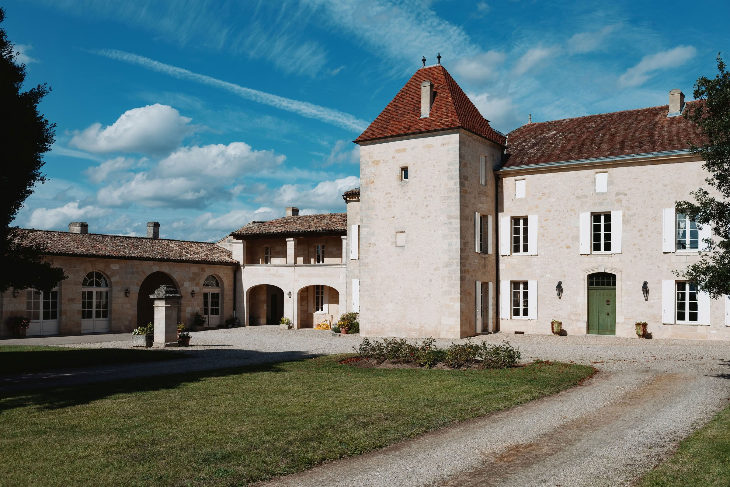 Wine estate photography: Chateau Grand-Mayne - Saint-Emilion - Bordeaux. Château Grand Mayne, a prominent estate in the heart of Saint-Émilion. Dating back to the 15th… - Image 33