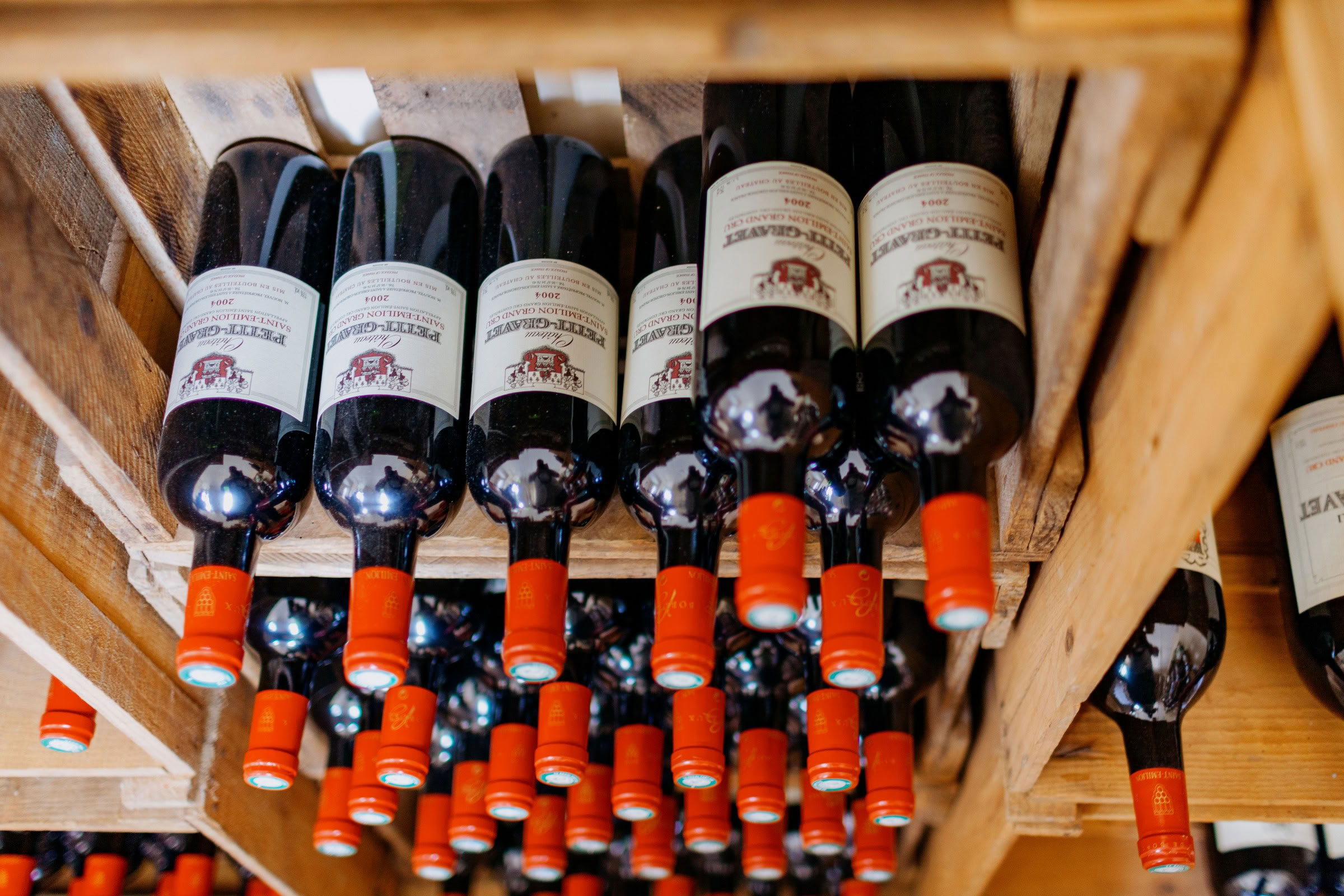 Wine estate photography: Saint Emilion - Bordeaux  - 2008. Saint Emilion represents the unique characteristics of a region's land affecting its produce. It… - Image 9