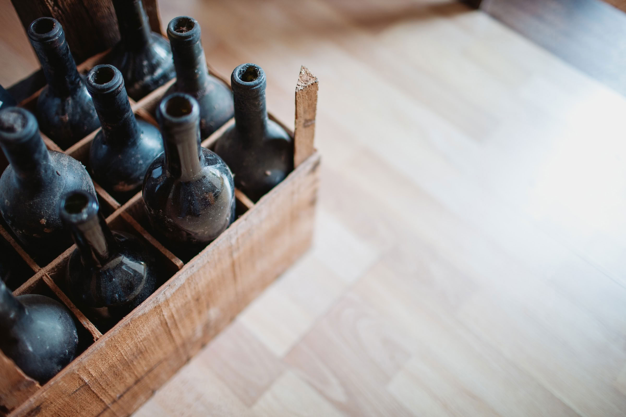 Wine estate photography: Saint Emilion - Bordeaux  - 2008. Saint Emilion represents the unique characteristics of a region's land affecting its produce. It… - Image 10