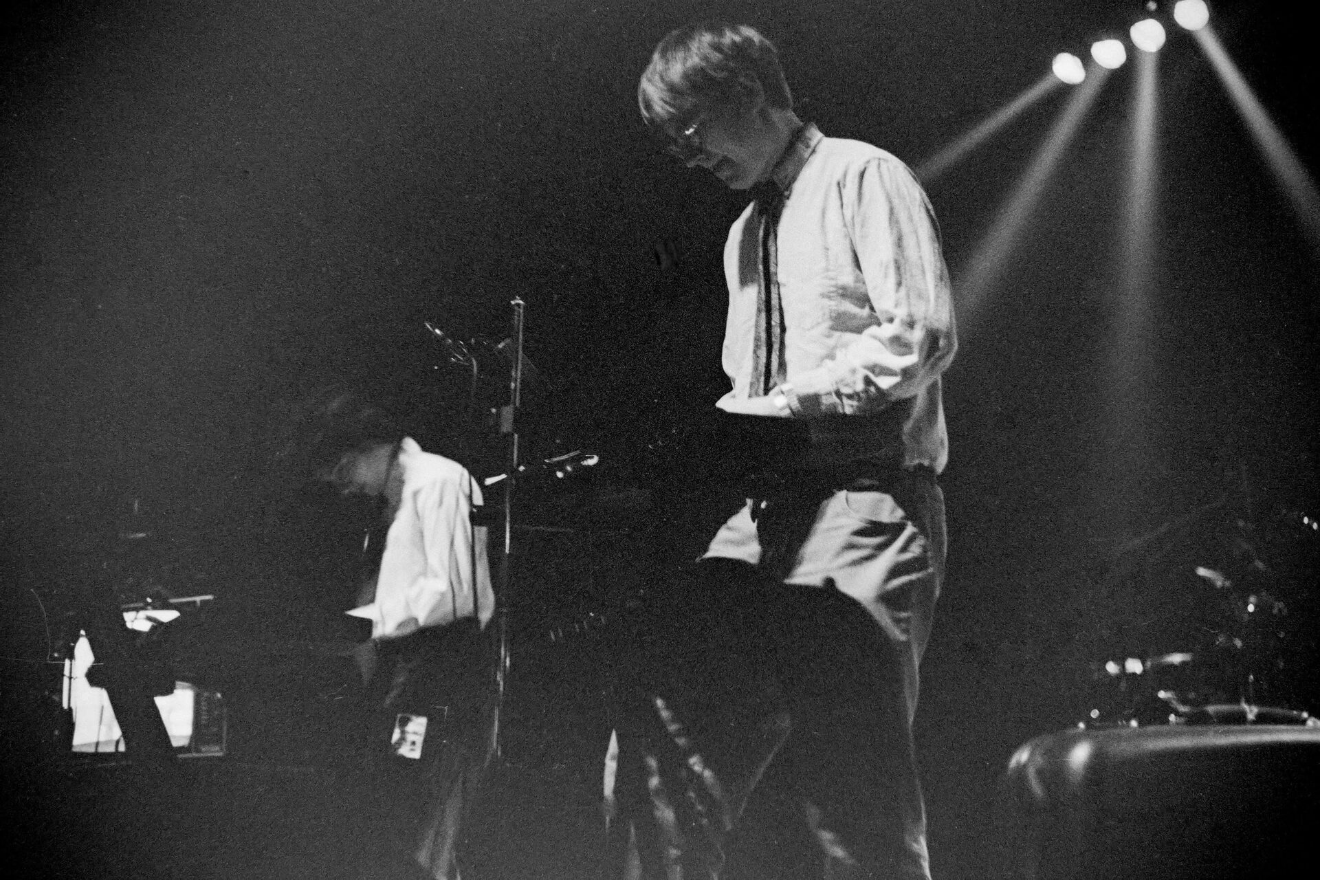 Concert photography — of Salaryman — at L'Aeronef - Lille — (1999) - Image 1