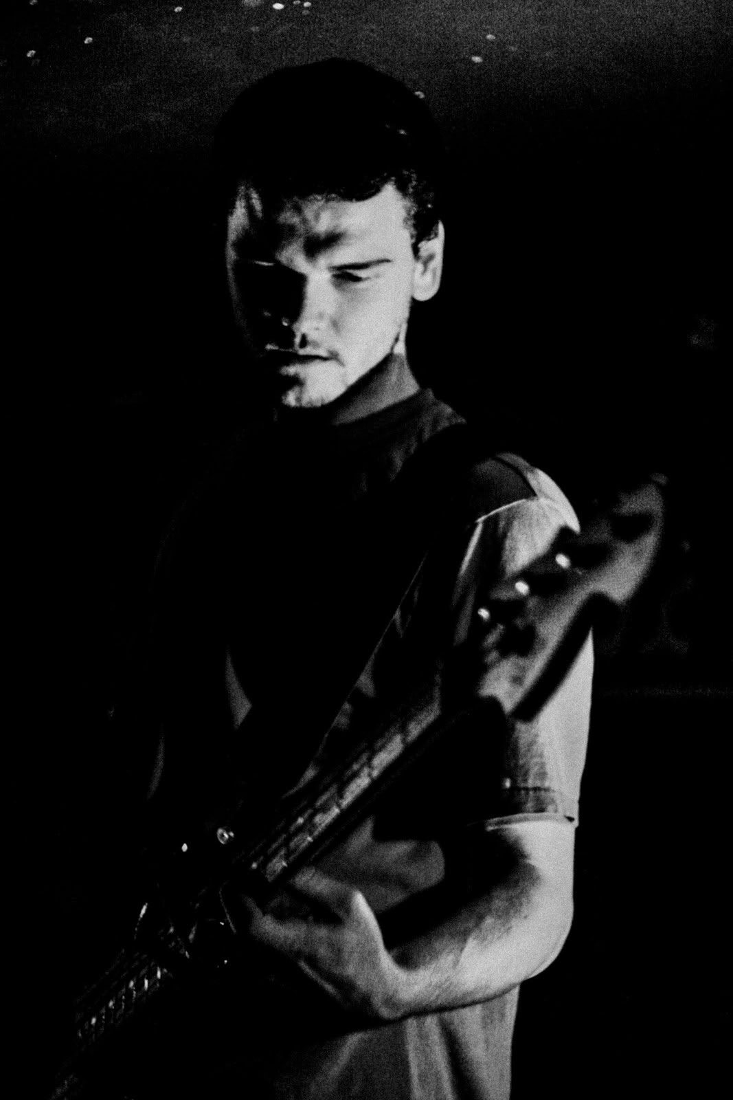 Concert photography — of Exsonvaldes — at La Cave aux poetes - Roubaix — (2005) - Image 1