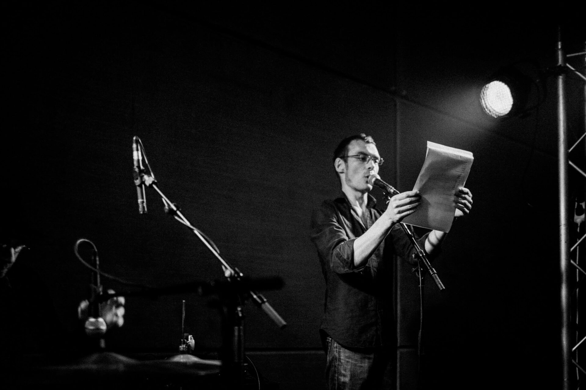 Concert photography — of Emmanuel Rabu — at Le Grand Mix - Tourcoing — (2010) - Image 2