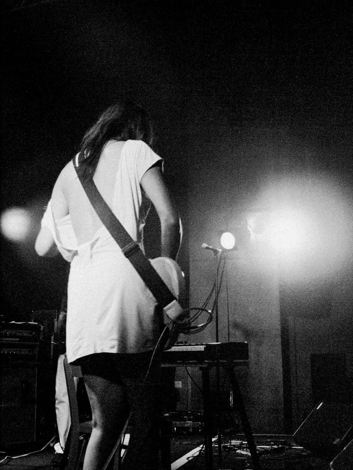 Concert photography — of Blonde Redhead — at Le Grand Mix - Tourcoing — (2004)