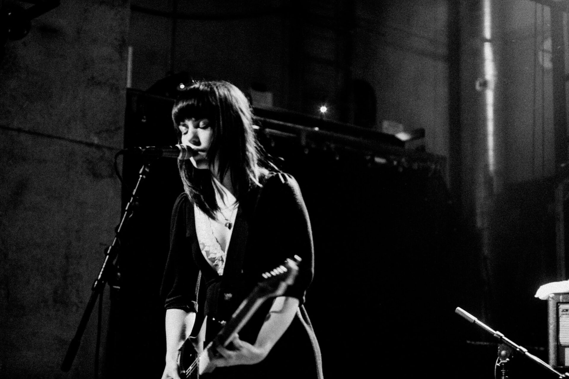 Concert photography — of Blood Red Shoes — at Le Grand Mix - Tourcoing — (2008) - Image 8