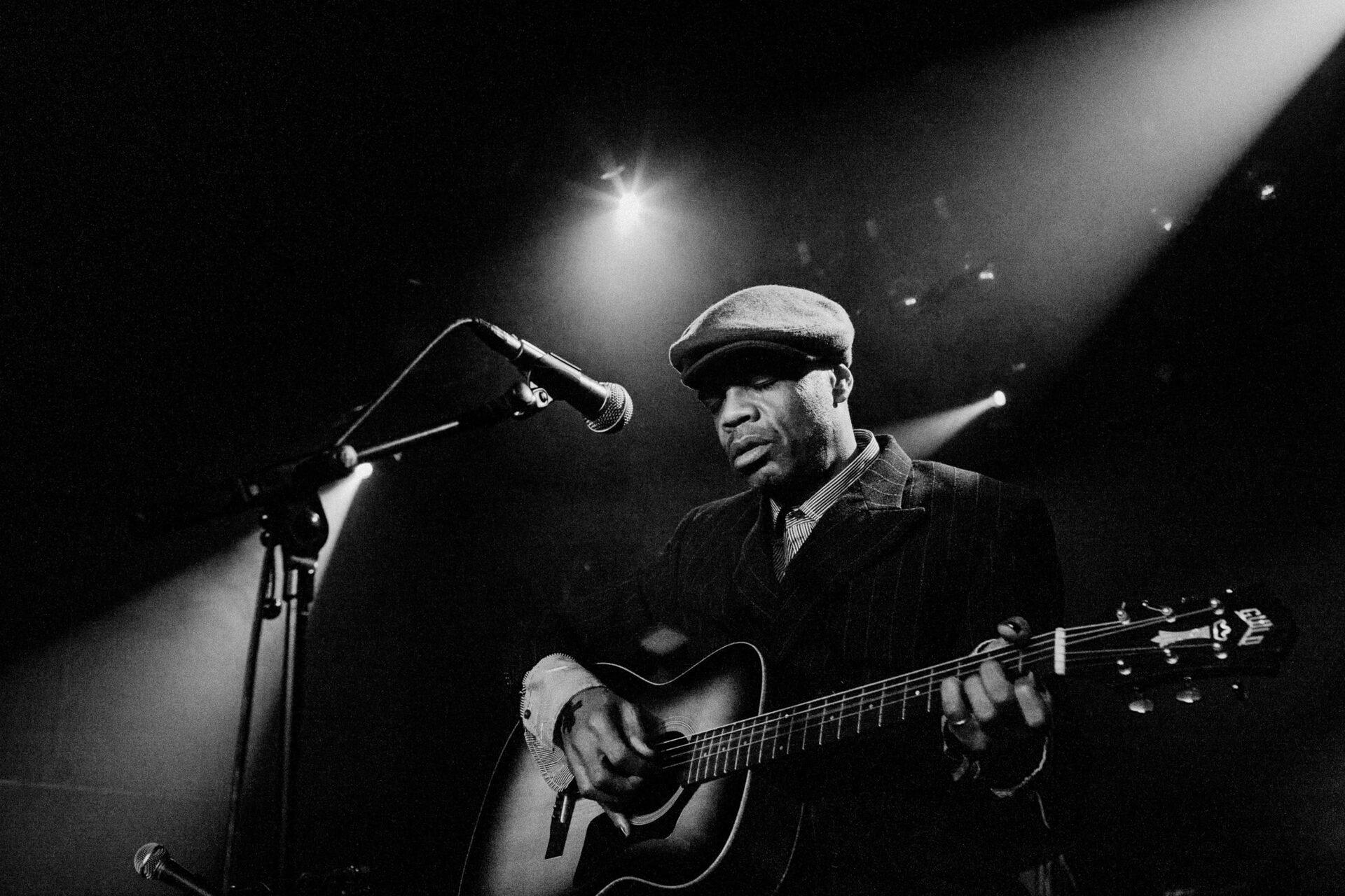 Concert photography — of Chocolate Genius — at L'Aeronef - Lille — (2011) - Image 6