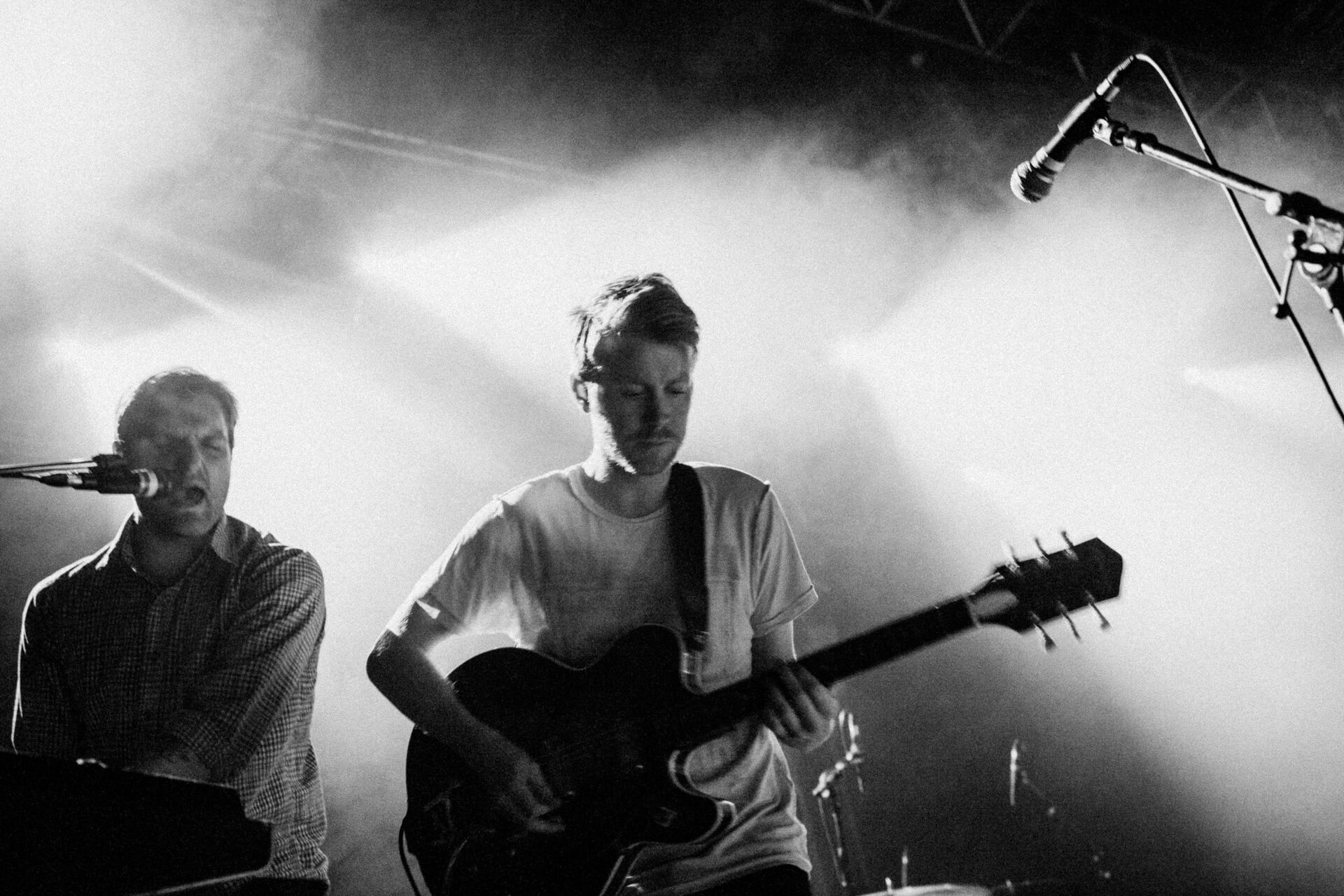 Concert photography — of Cold War Kids — at L'Aeronef - Lille — (2009) - Image 2