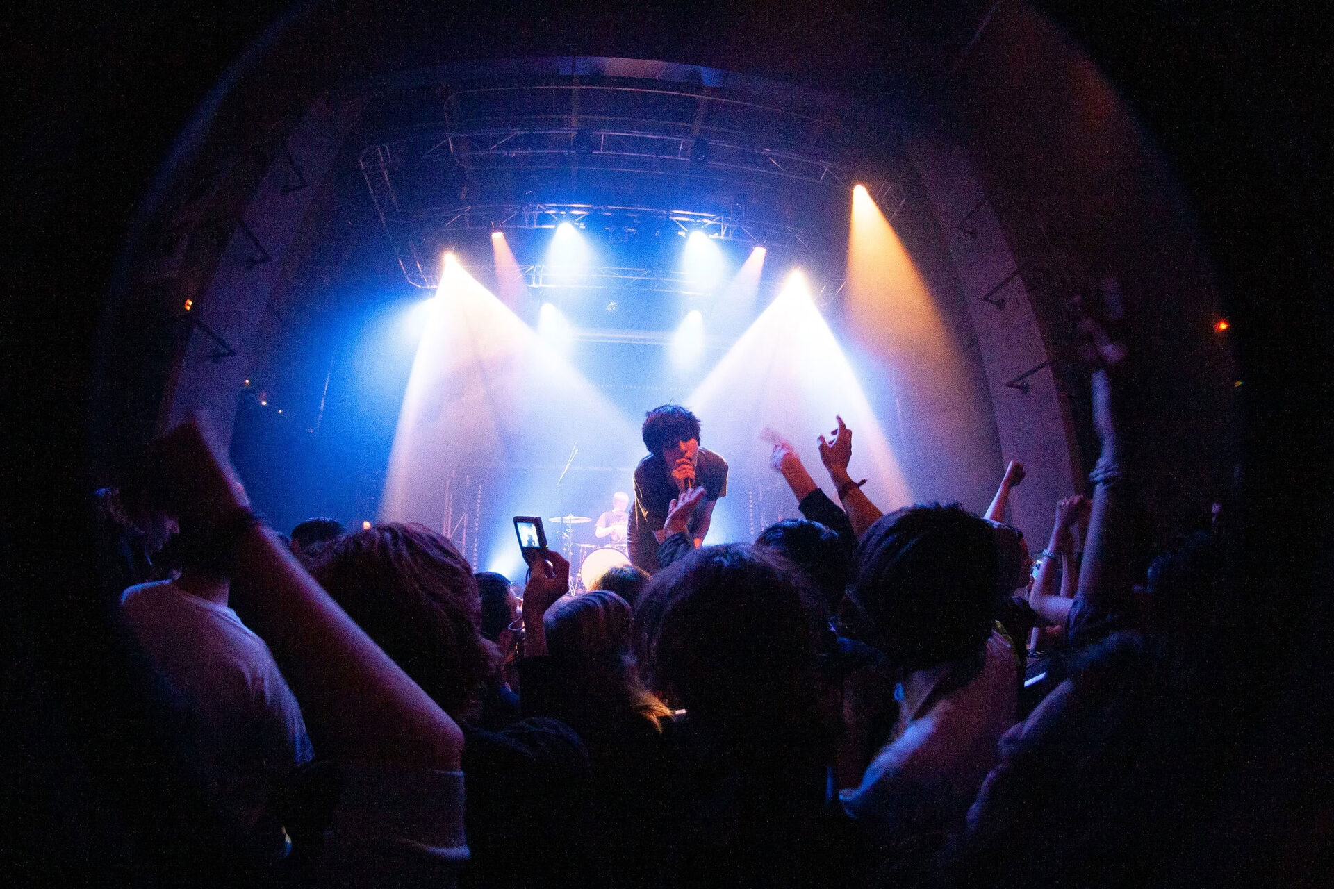 Concert photography — of Crystal Castle — at Le Grand Mix - Tourcoing — (2008) - Image 8
