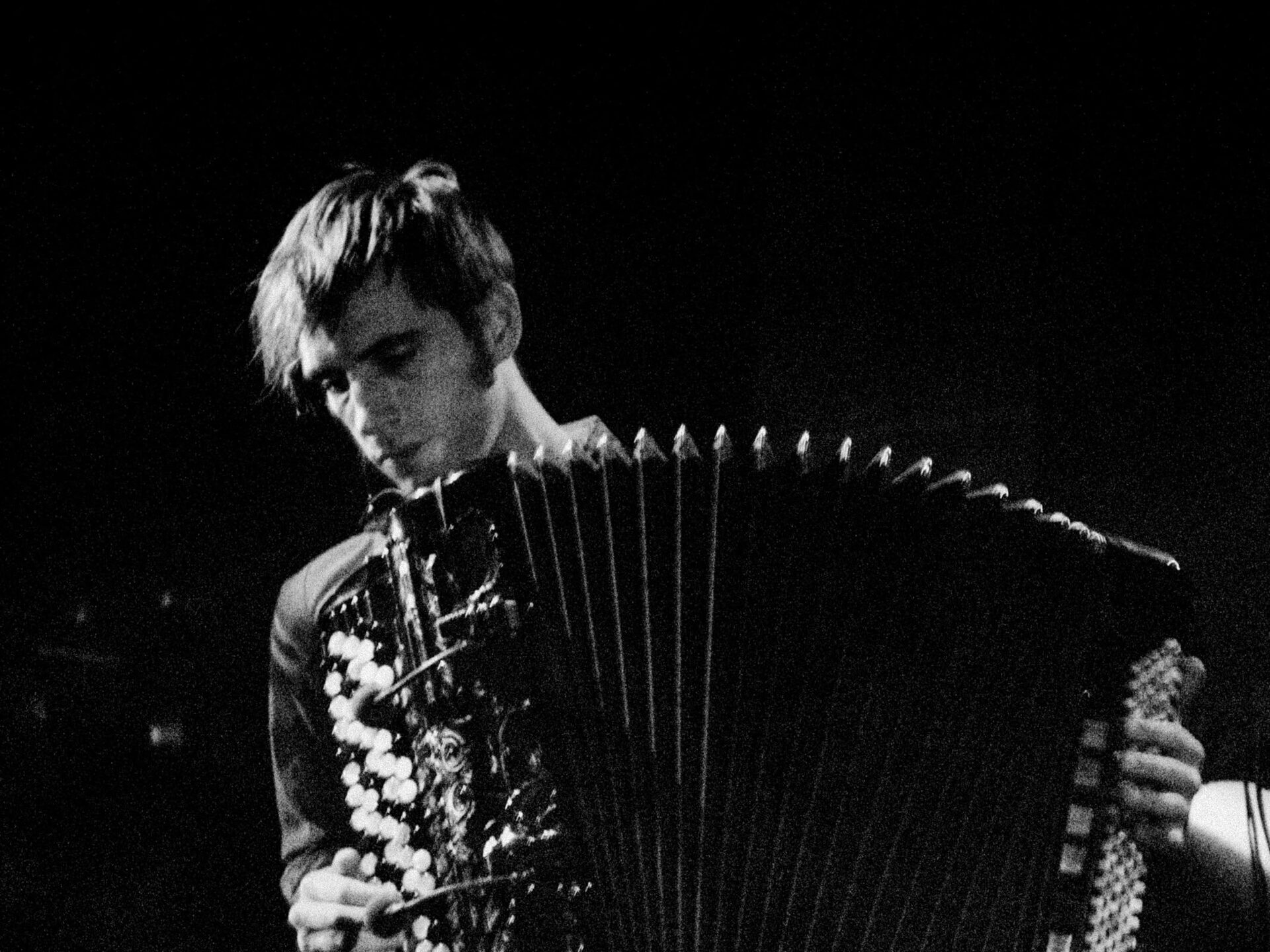 Concert photography — of DAAU — at 1er April 2004 - Le Splendid - Lille — (2023) - Image 7