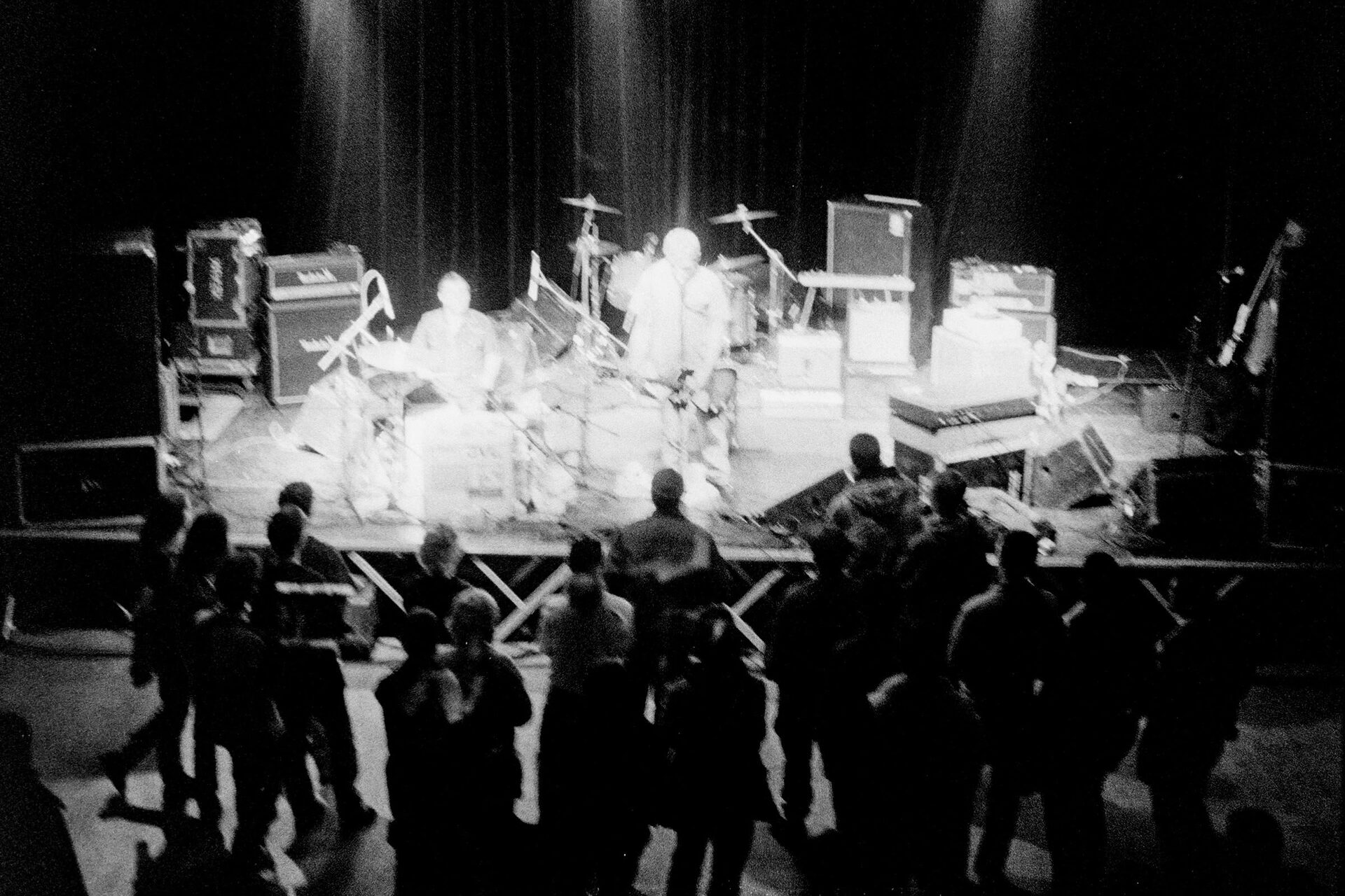 Concert photography — of Dèche Dans Face — at Le Pharos - Arras — (2023) - Image 3