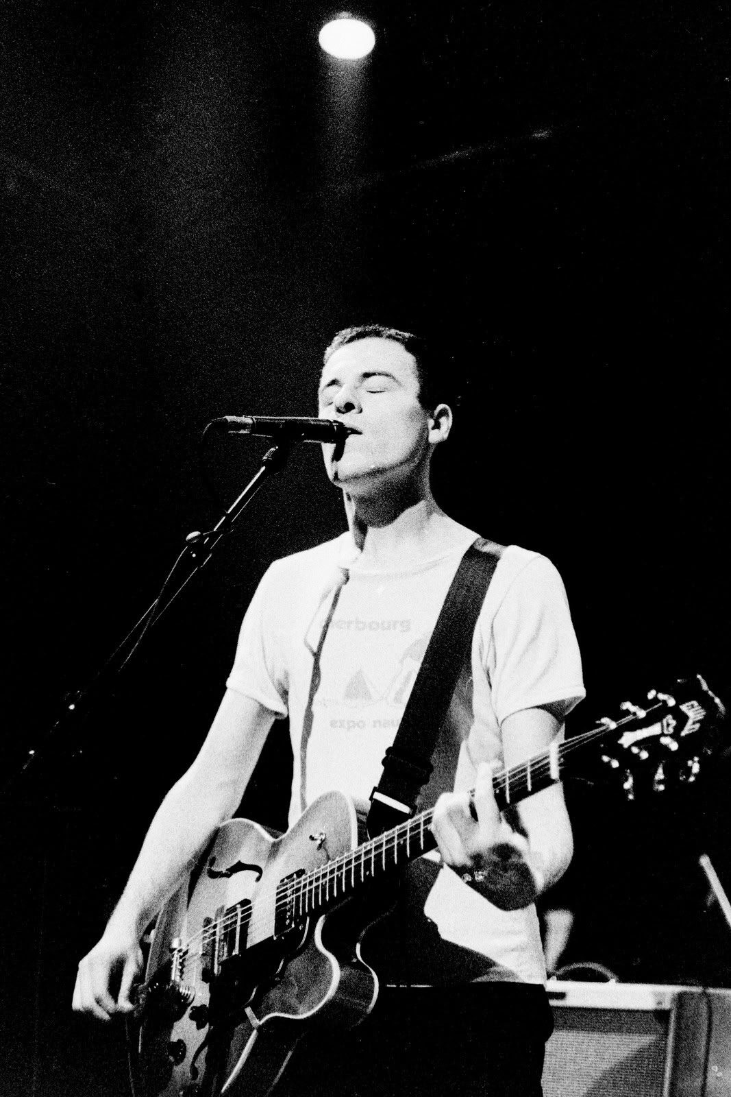 Concert photography — of Dominique A — at Le Pharos - Arras — (1996) - Image 10