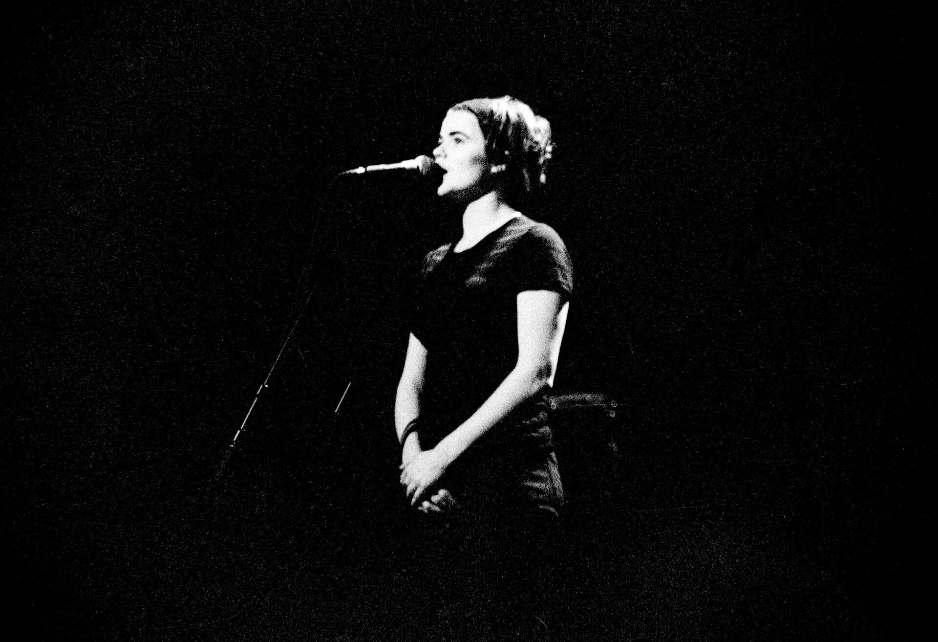 Concert photography — of Dominique A — at Le Pharos - Arras — (1996) - Image 17