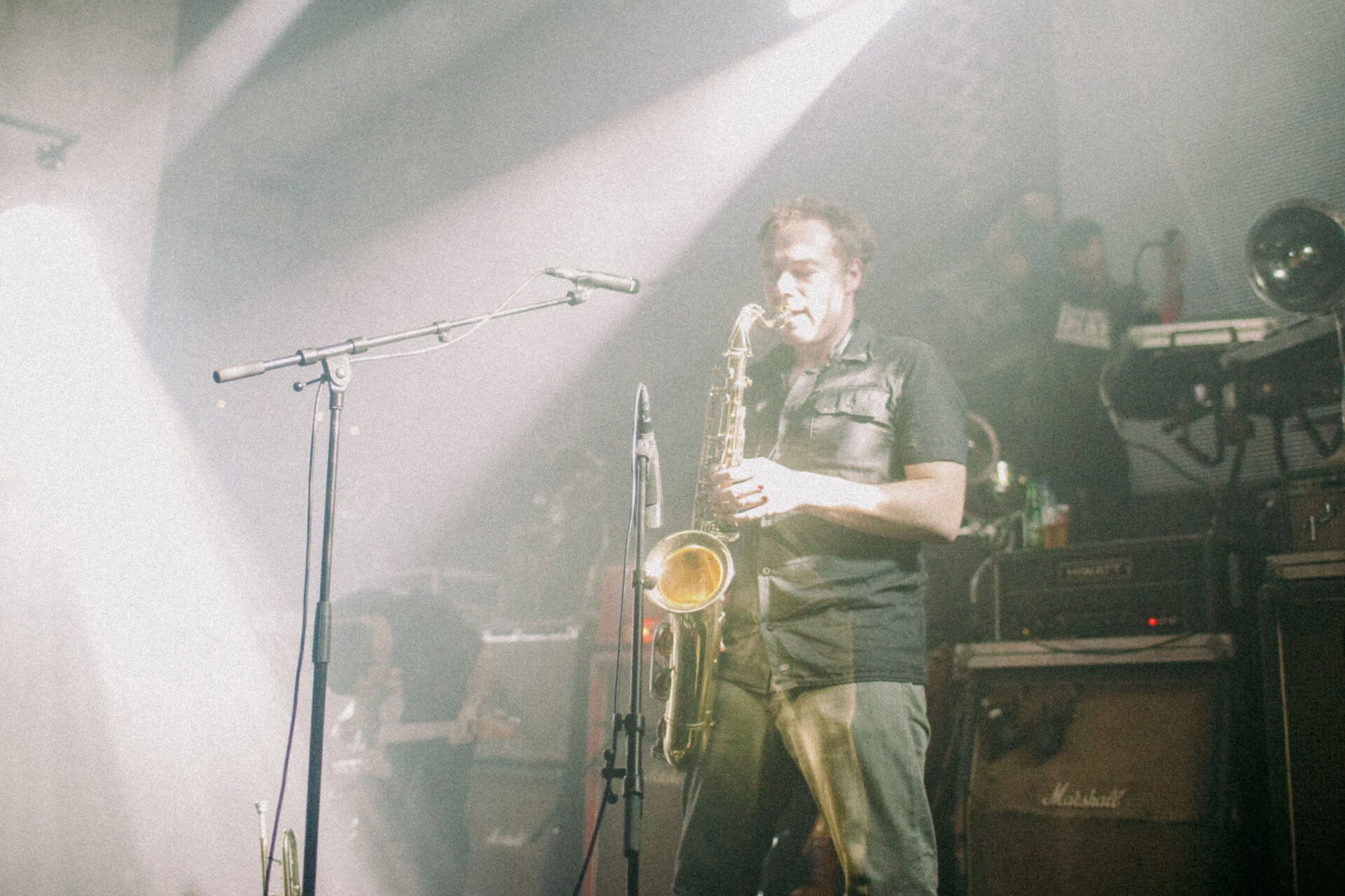 Concert photography — of Hint vs. Ez3kiel — at Le Grand Mix - Tourcoing — (2010) - Image 2