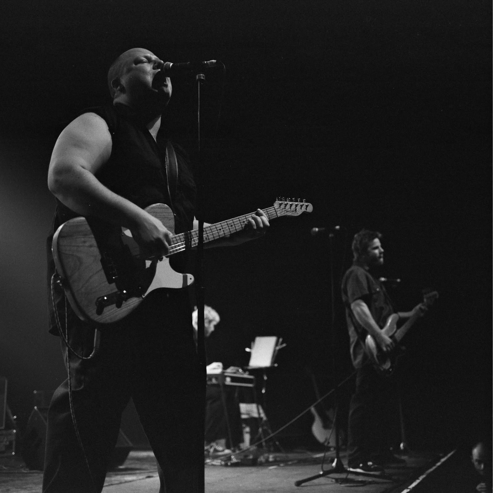 Concert photography — of Frank Black and the Catholics — at L'Aeronef - Lille — (2001) - Image 13