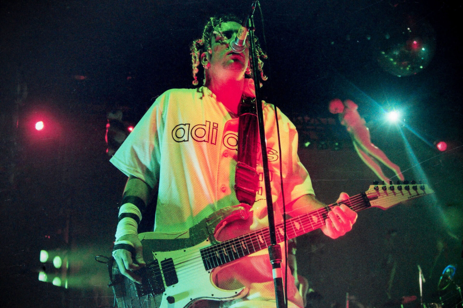 Concert photography — of Korn — at L'Aeronef - Lille — (1997) - Image 10