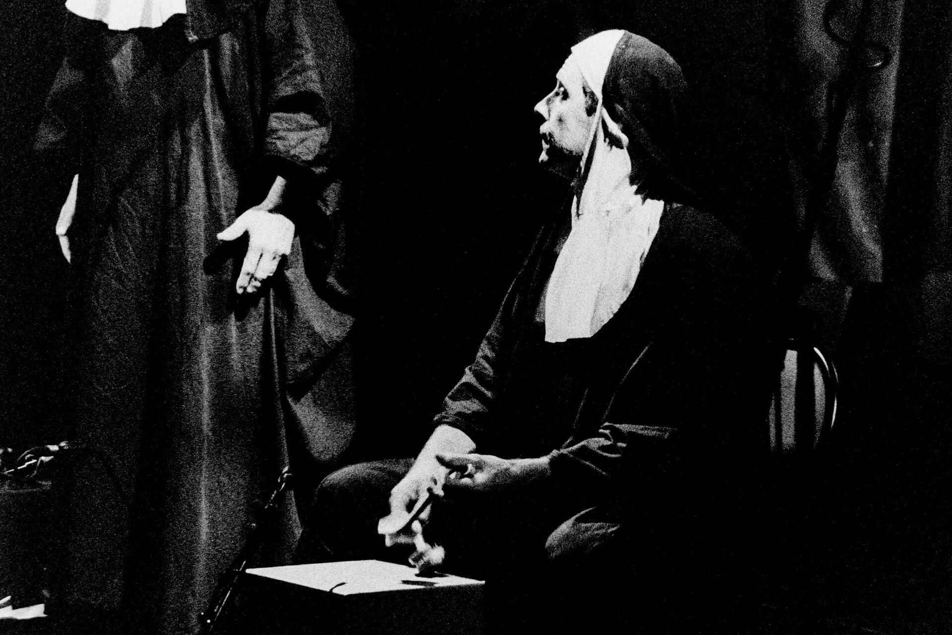 Concert photography — of Les Nonnes Troppos — at Le Pharos - Arras — (1996) - Image 2