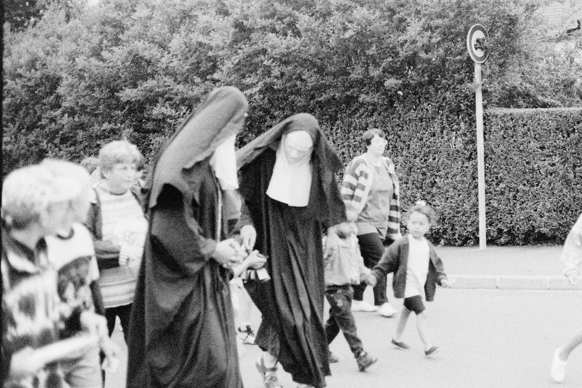 Concert photography — of Les Nonnes Troppos — at Le Pharos - Arras — (1996) - Image 8