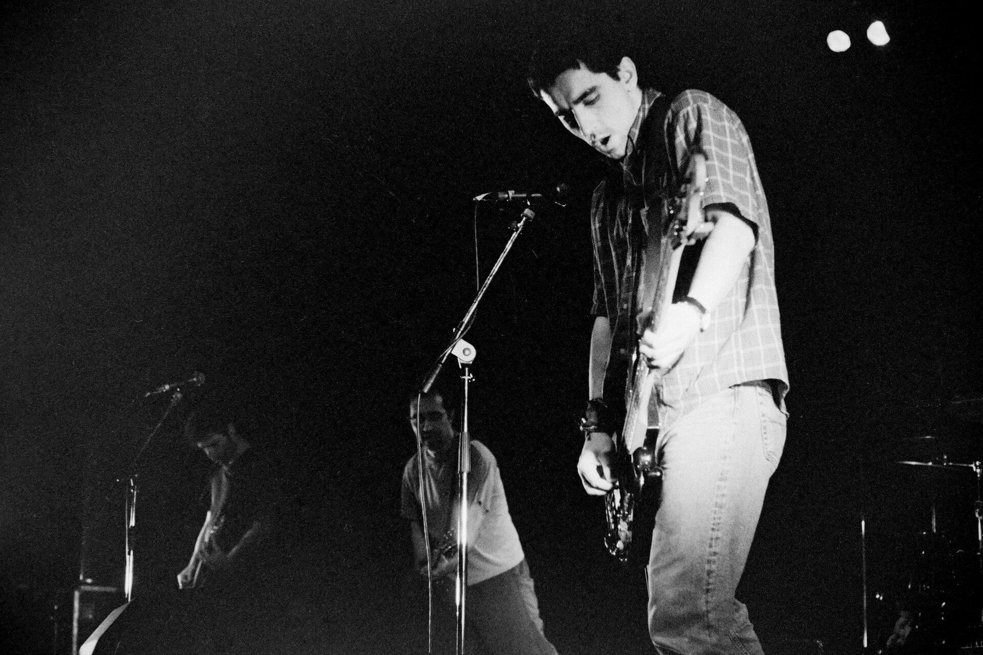 Concert photography — of Les Thugs — at L'Aeronef - Lille — (1999) - Image 3