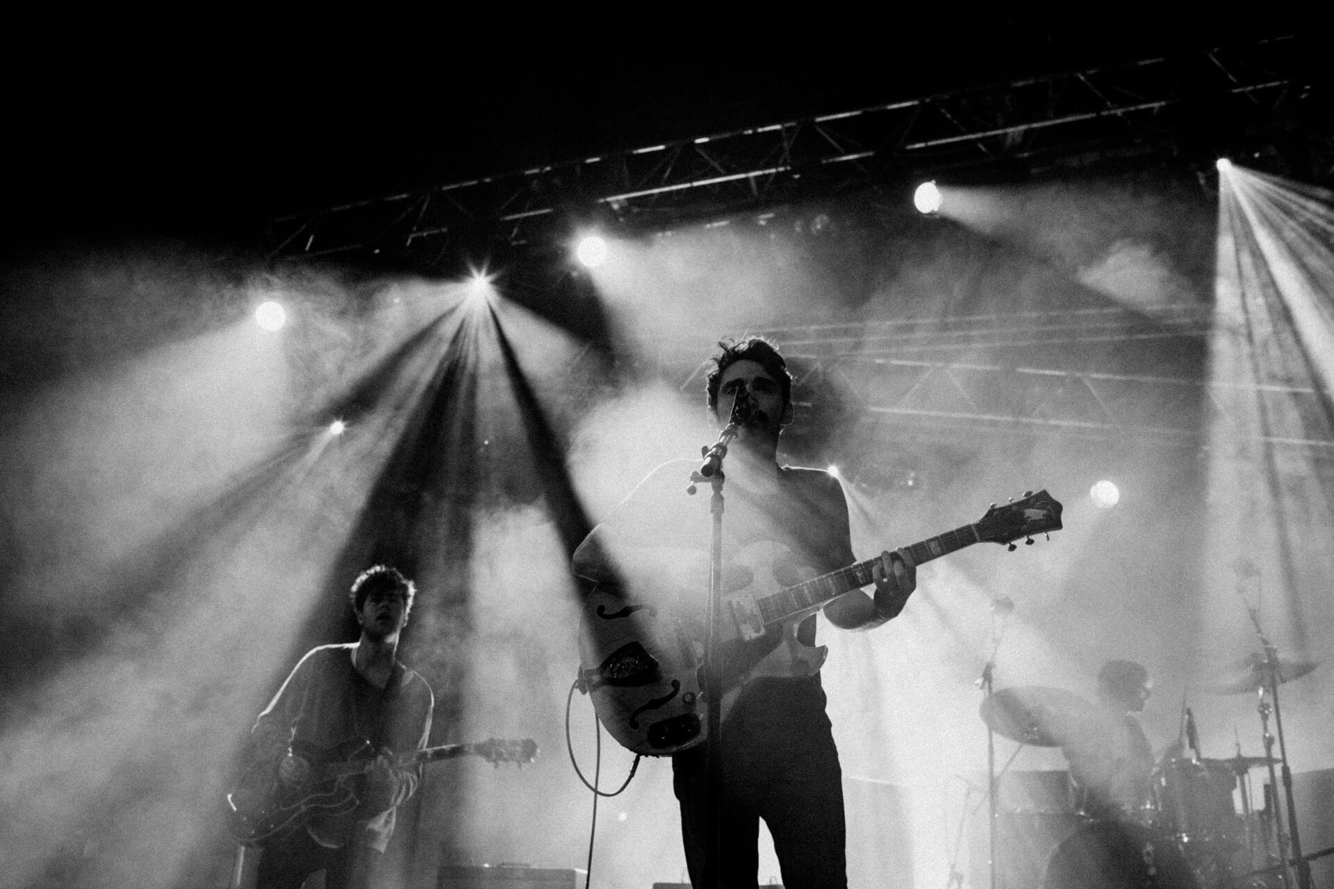 Concert photography — of Local Natives — at Le Grand Mix - Tourcoing — (1905) - Image 2