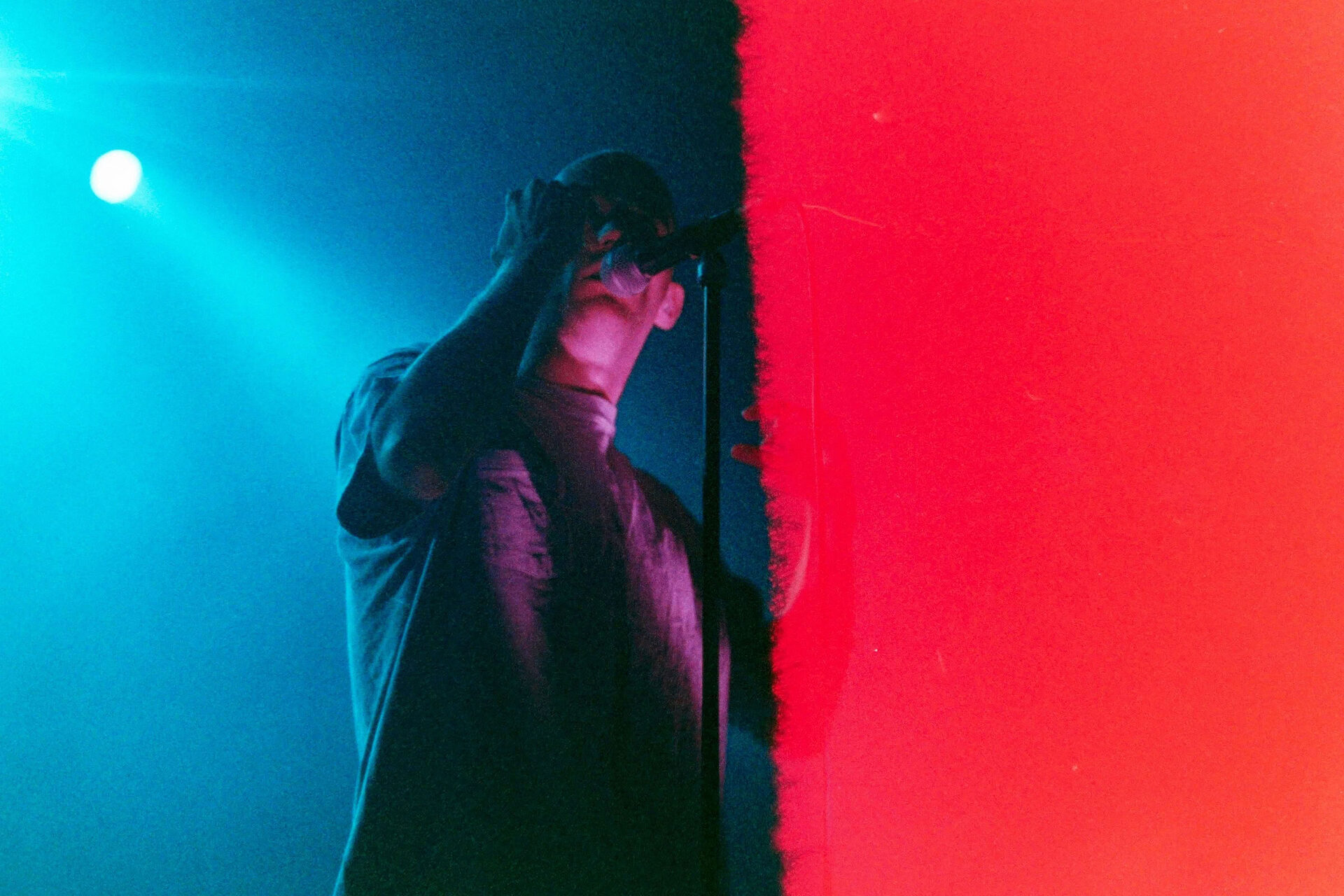 Concert photography — of Moby — at L'Aeronef - Lille — (1999) - Image 2