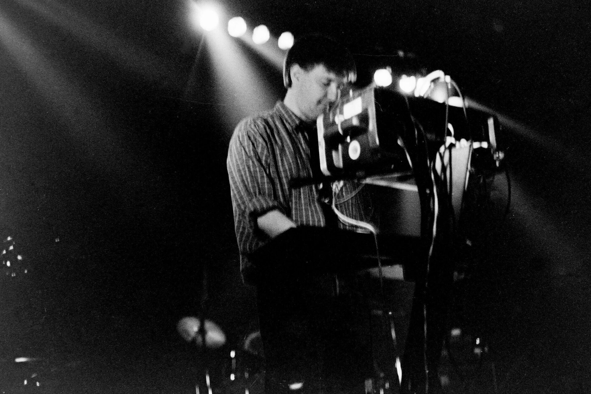 Concert photography — of Salaryman — at L'Aeronef - Lille — (1999) - Image 2