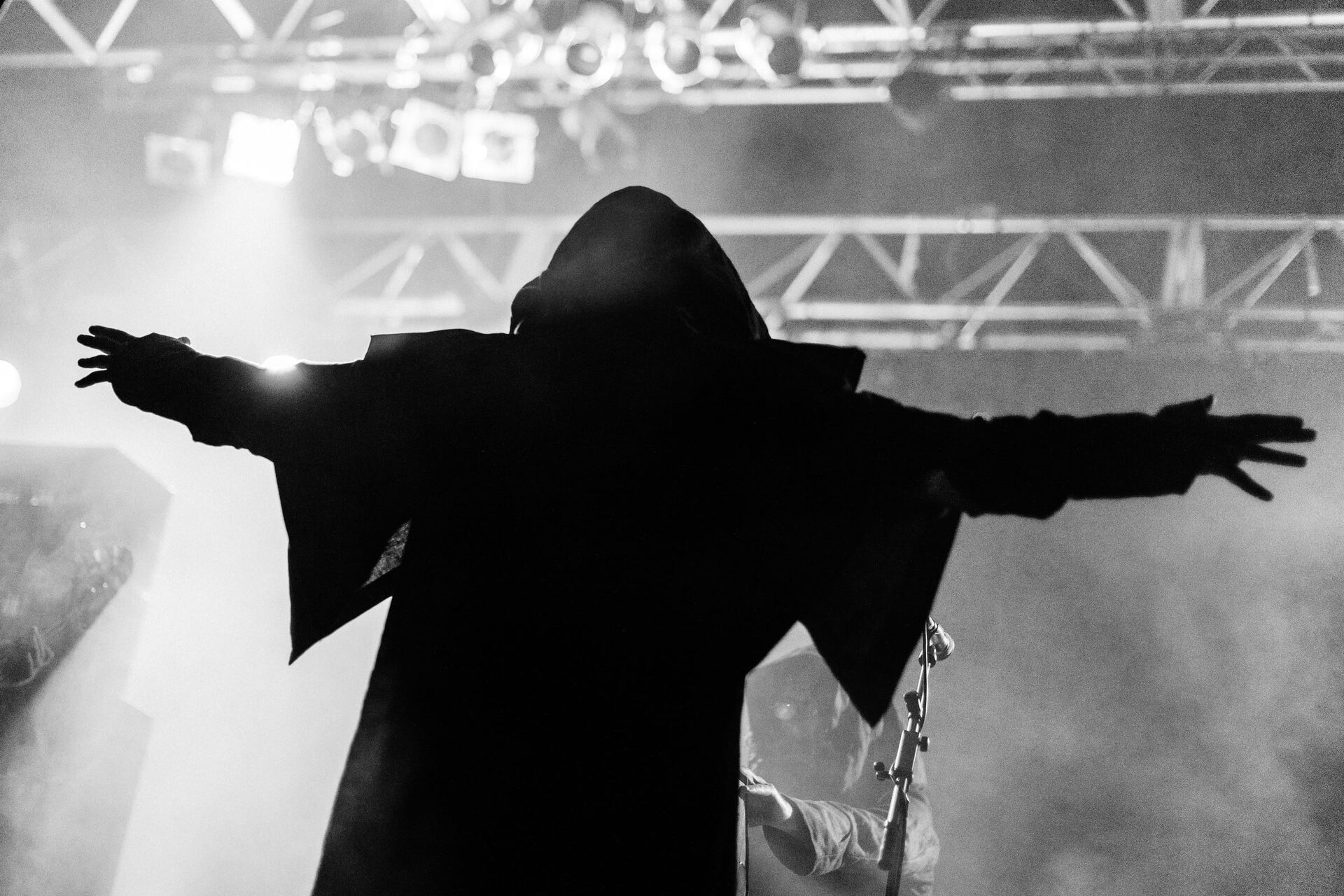 Concert photography — of Sunn O))) — at L'Aeronef - Lille — (2010) - Image 12