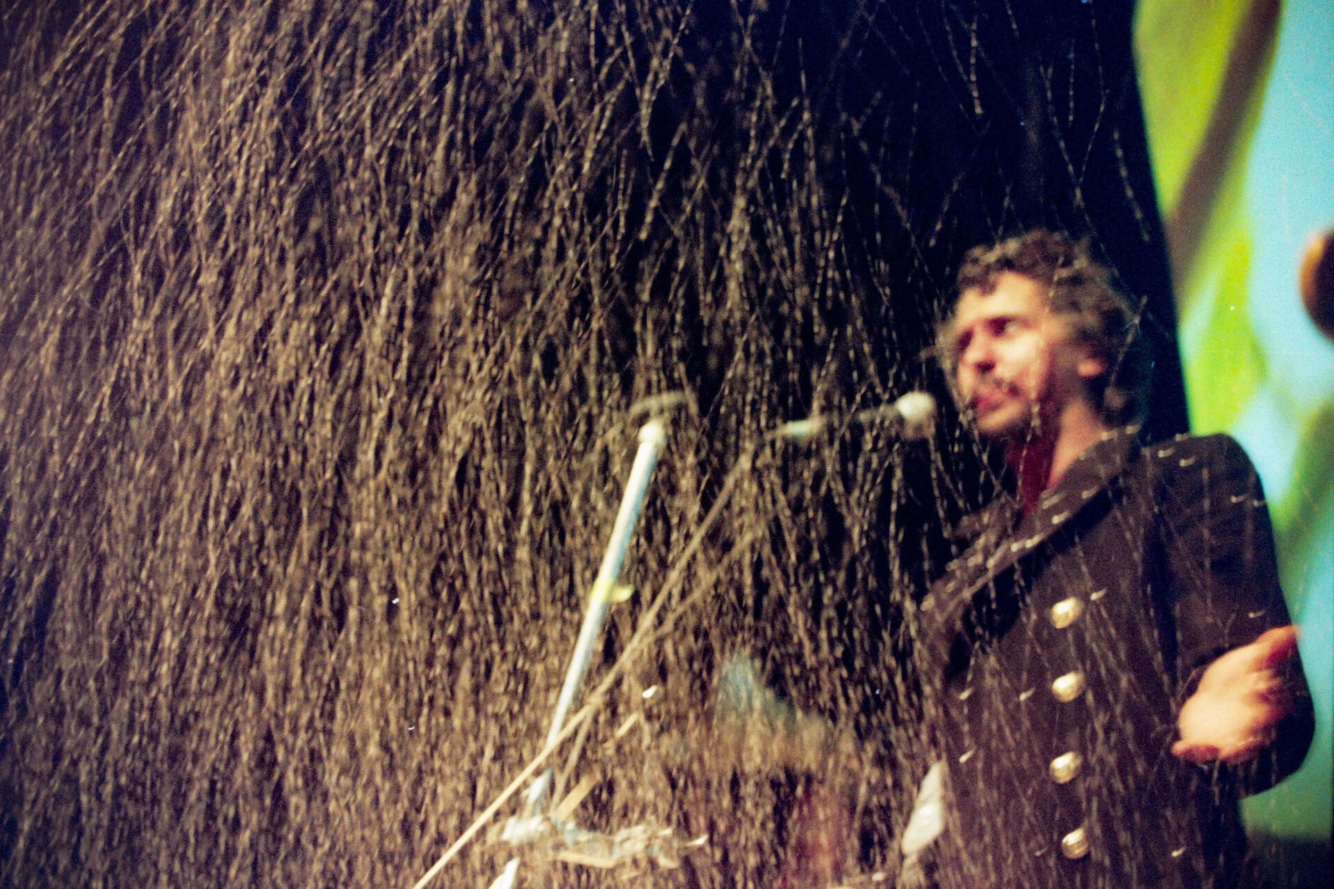 Concert photography — of The Flaming Lips — at L'Aeronef - Lille — (1999) - Image 9