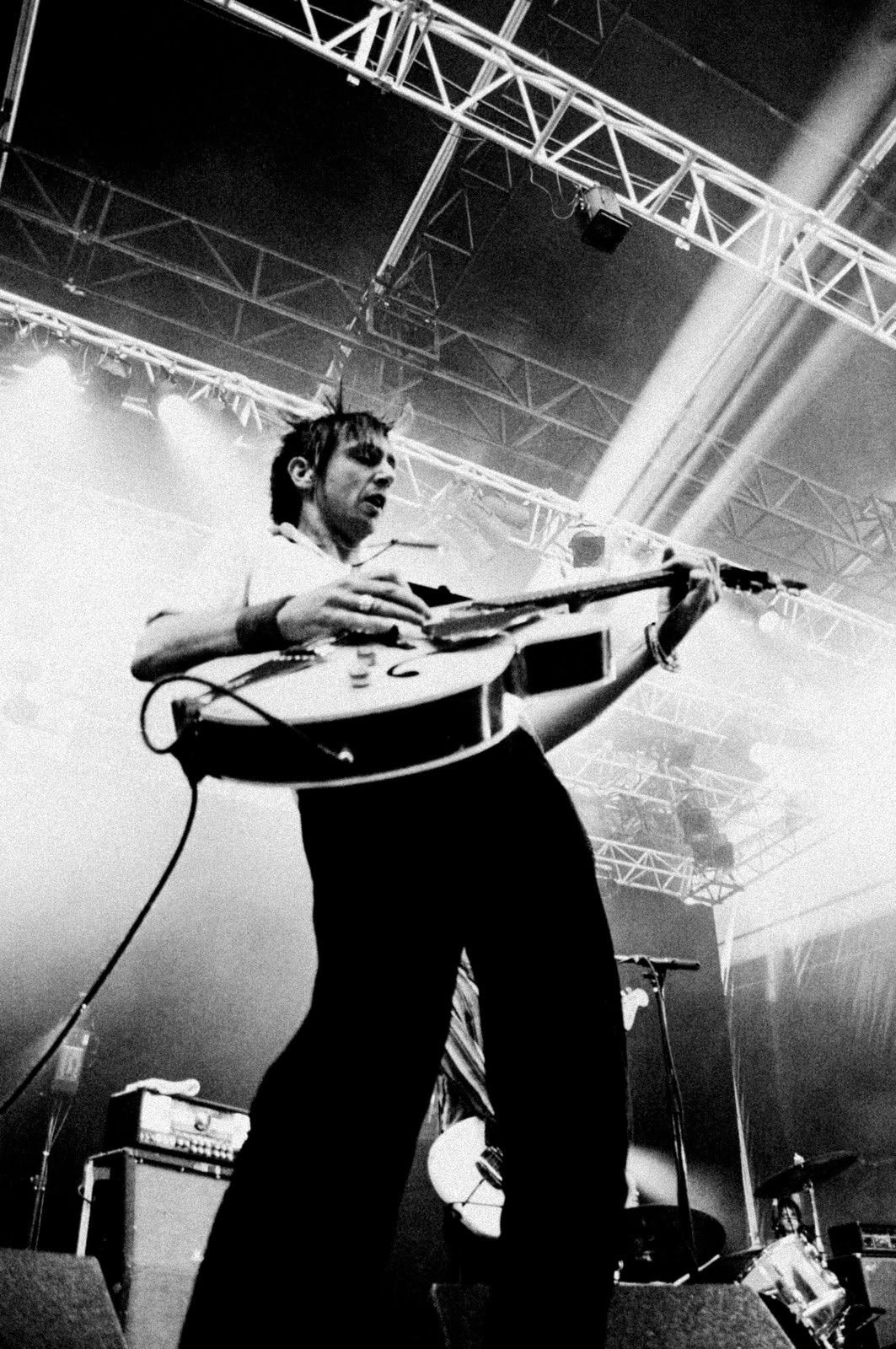 Concert photography — of Serrafin — at Festival Lille sud - Lille — (2004) - Image 9