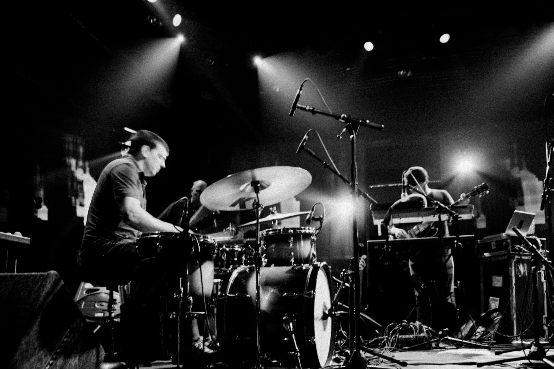 Concert photography — of Tortoise — at Festival Scopitone - Nantes — (2004) - Image 8
