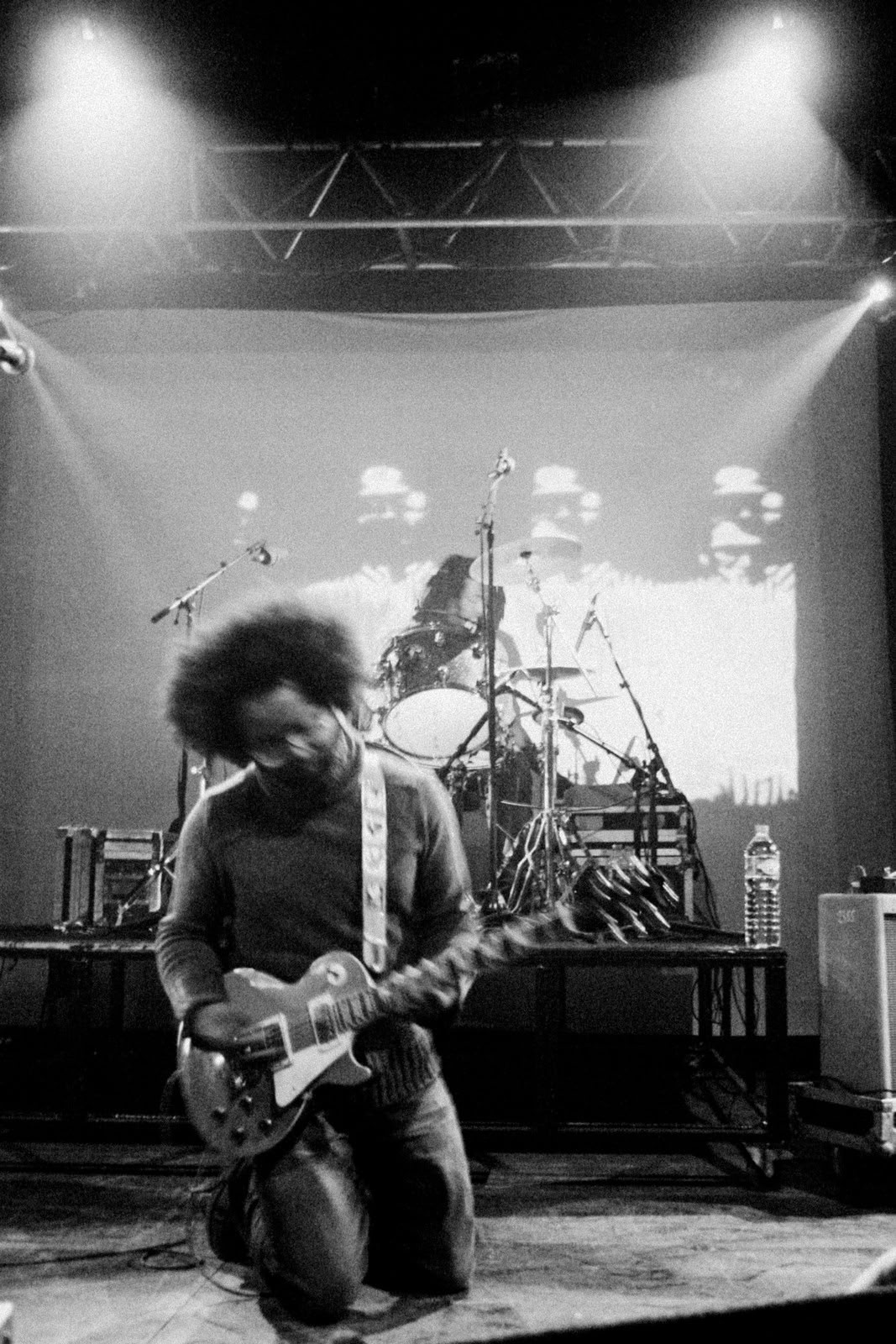 Concert photography — of TV on The Radio — at Festival Scopitone - Nantes — (2004) - Image 7